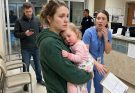 The ER Nurse Saw My Husband—and Dropped My Daughter’s Chart in Horror-jeslyn